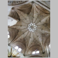 Catedral de Burgos, photo Zarateman, Wikipedia, Bóveda estrellada de la Capilla de la Presentación.jpg